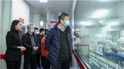 食品检验检测机构以及部分食品生产企业负责人参观小仙炖鲜炖燕窝工厂